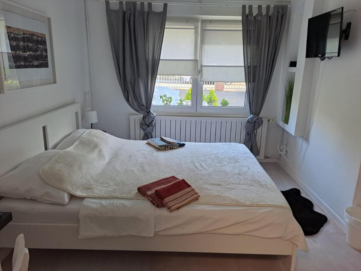 Soba Dvori Appartement Zaprešić Buitenkant foto