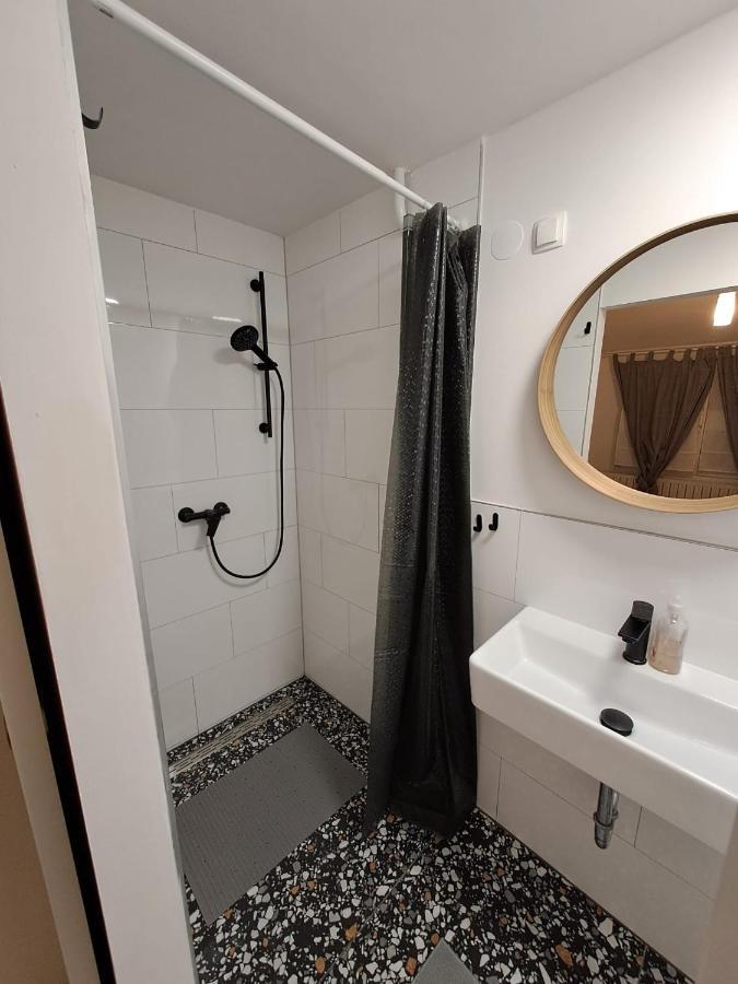 Soba Dvori Appartement Zaprešić Buitenkant foto